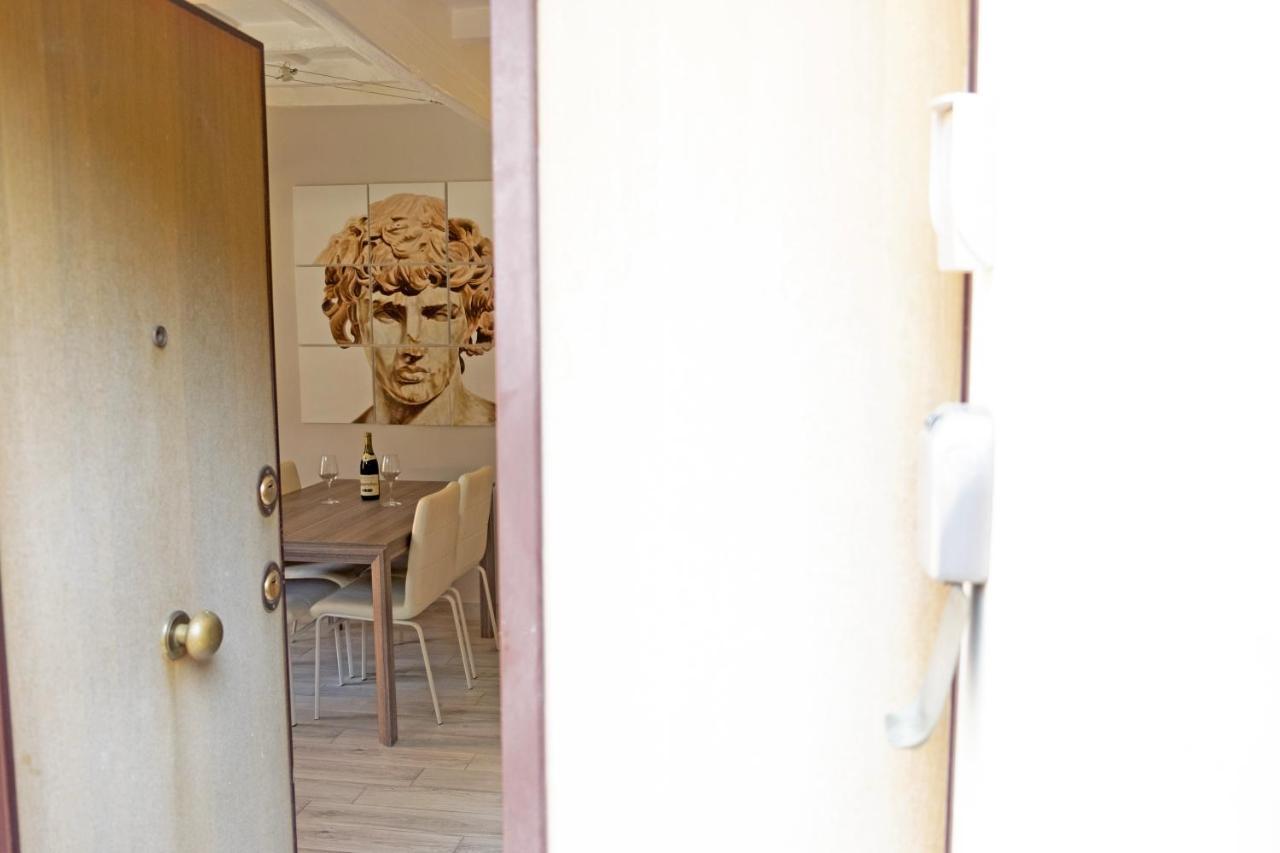 Casa Indipendente A Trastevere Feriehus Rom
